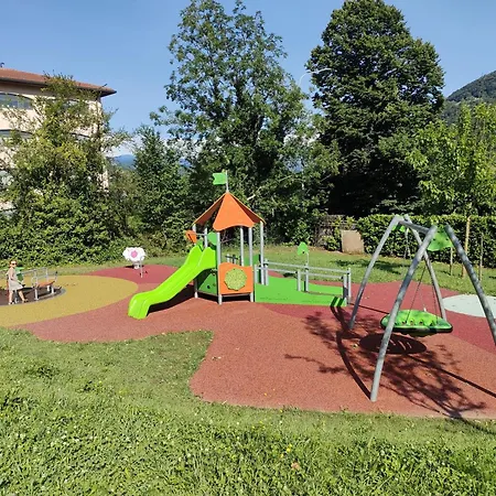 Corte Dei Sogni - Mountain And *